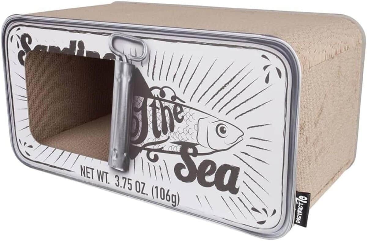 Test : district 70 arbre à chat carton ondulé blanc
