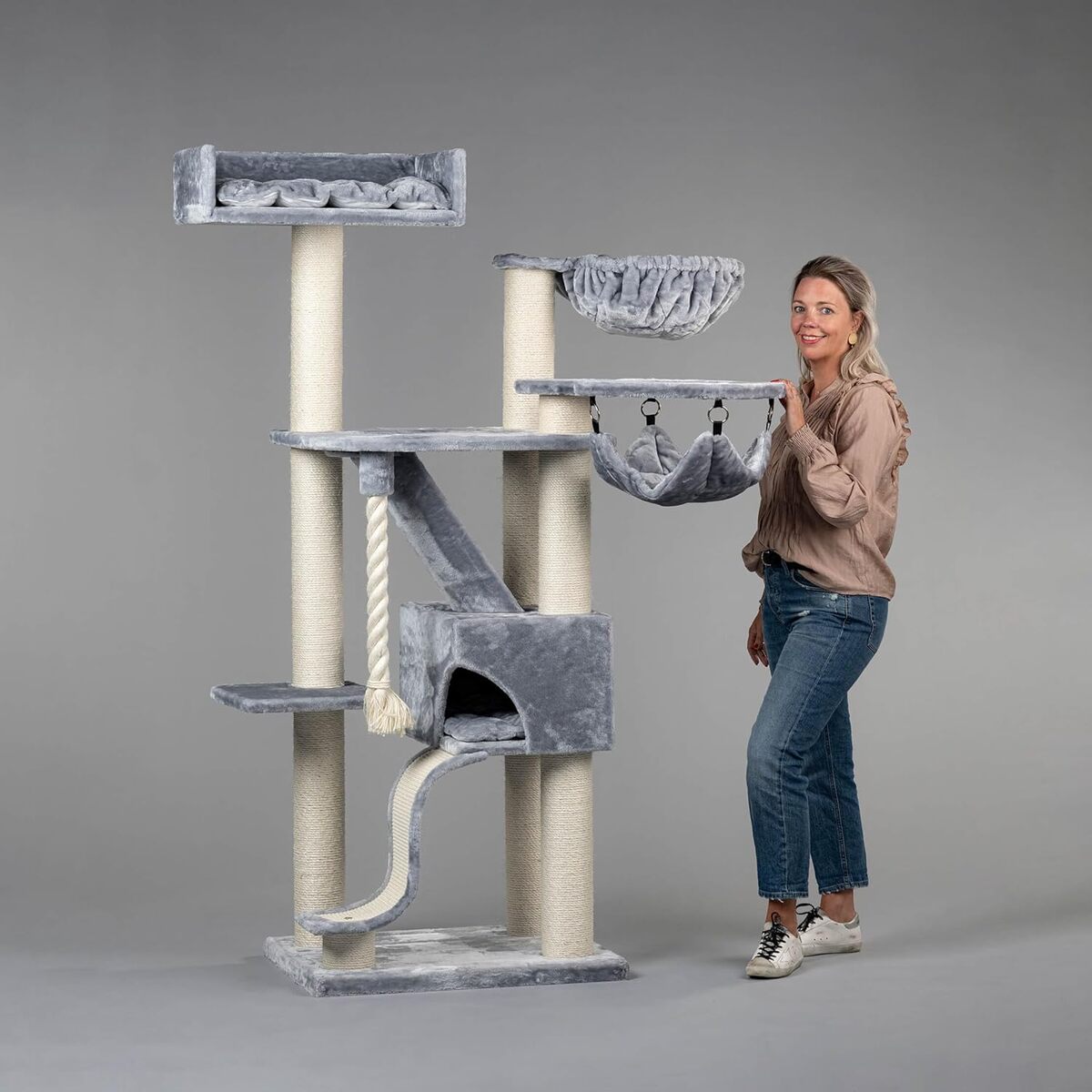 Test : arbre à chat XXL Kilimandjaro Crown pour maine coon