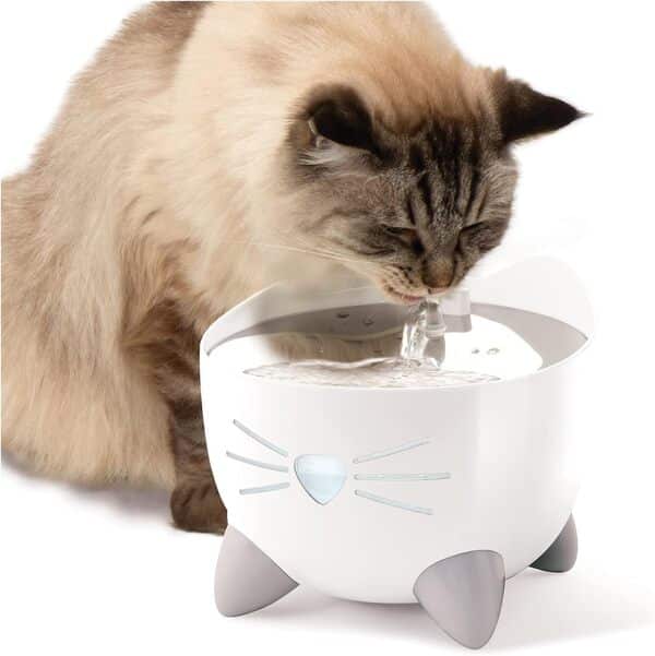 Cat it Pixi Fontaine à Eau Intelligente pour Chat Contrôle Via Application Réservoir d'eau 2L 43751 1 pièce (1 Paquet)