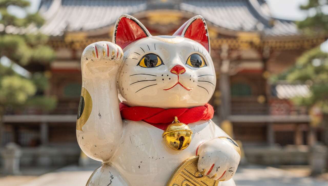 Le maneki-neko : symbole de chance et de prosp&eacute;rit&eacute;